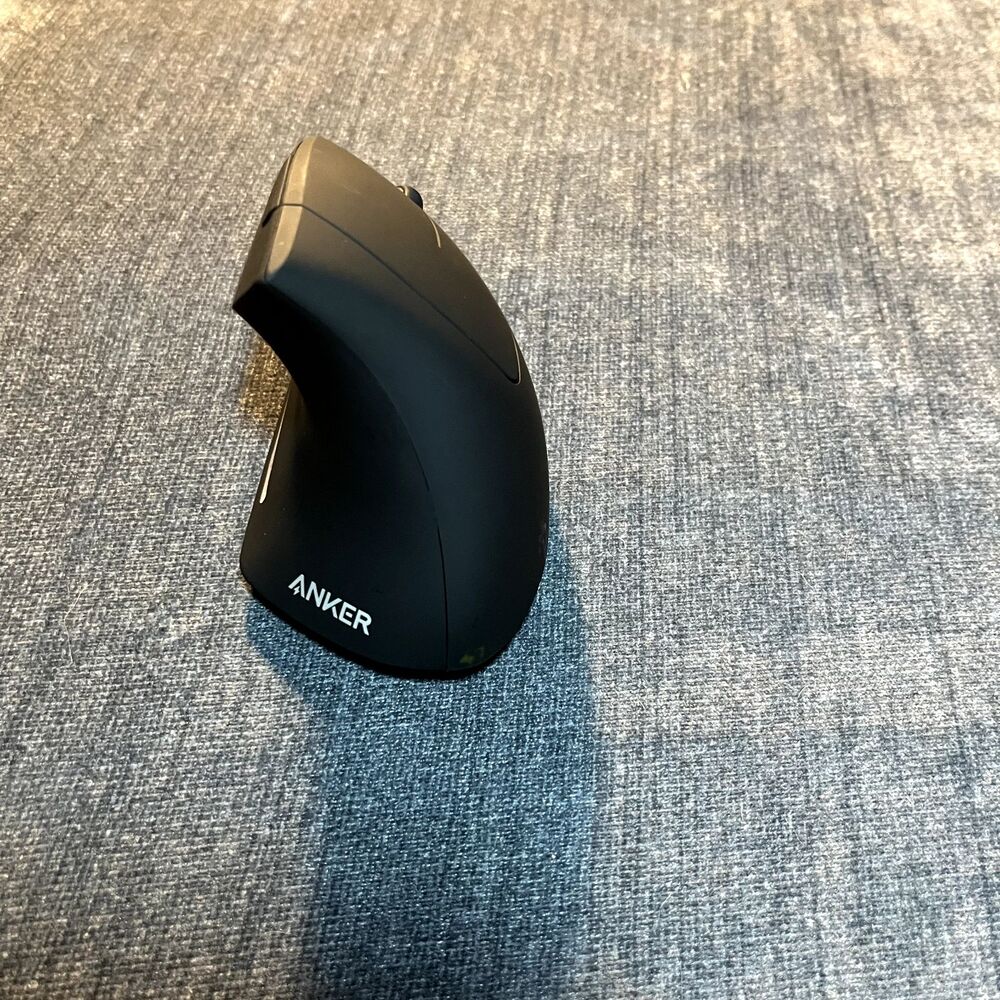 Anker 2.4G Wireless Vertical Ergonomic Optical Mouse 1600DPI 5-Button Laptop PC